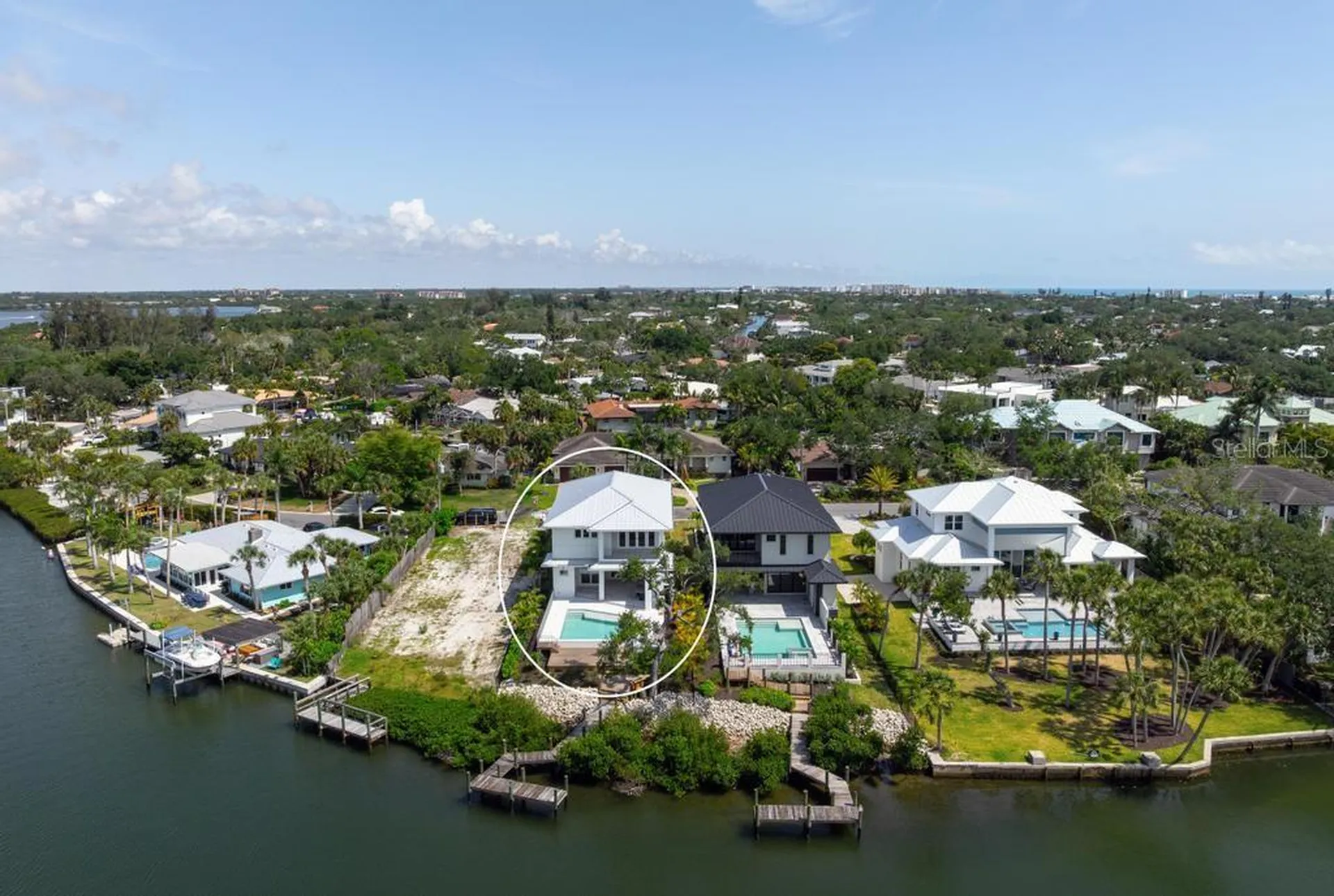 527 Venice Lane Sarasota FL 34242
