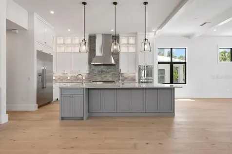 527 Venice Lane Sarasota FL 34242