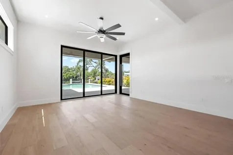 527 Venice Lane Sarasota FL 34242