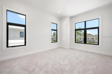 527 Venice Lane Sarasota FL 34242