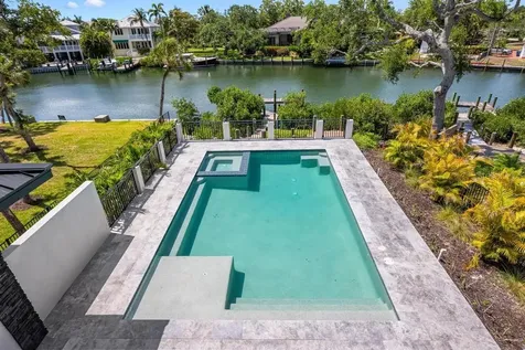 527 Venice Lane Sarasota FL 34242
