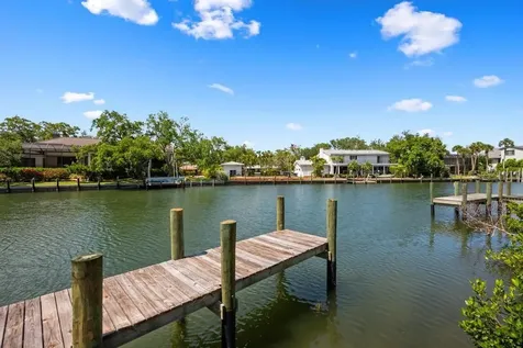 527 Venice Lane Sarasota FL 34242