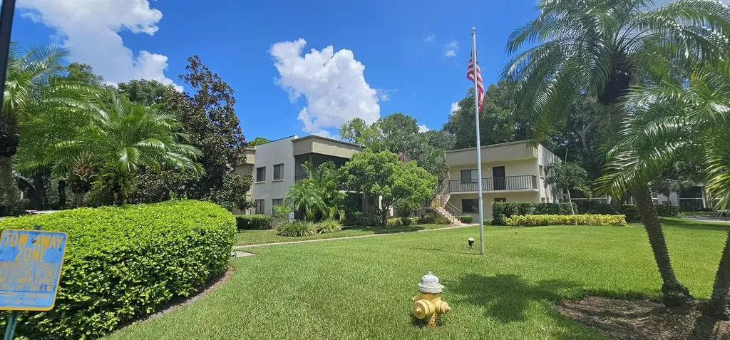 3300 Fox Chase Circle N Palm Harbor FL 34683