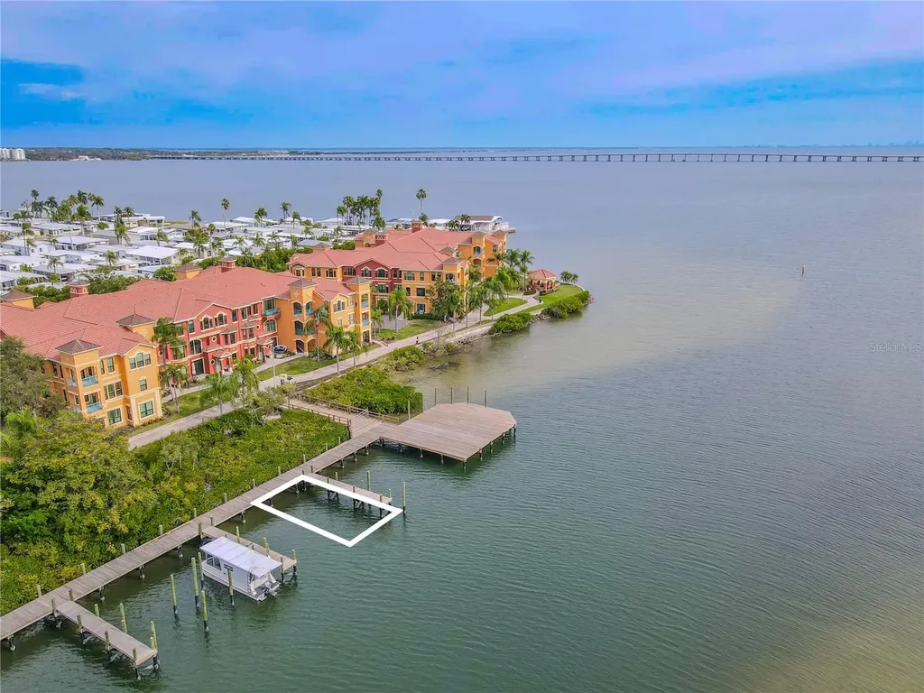 2722 Via Tivoli Clearwater FL 33764
