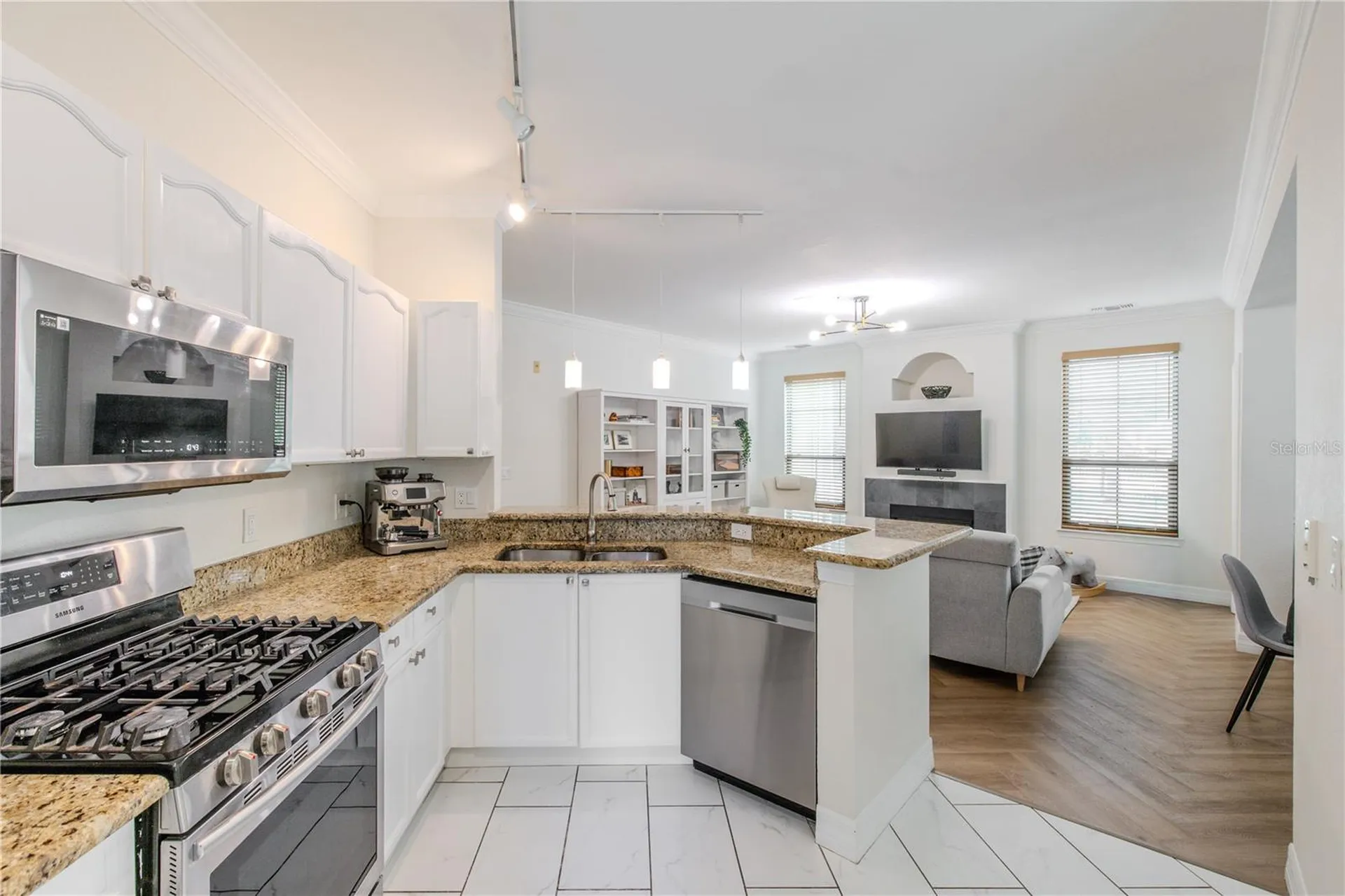 2722 Via Tivoli Clearwater FL 33764