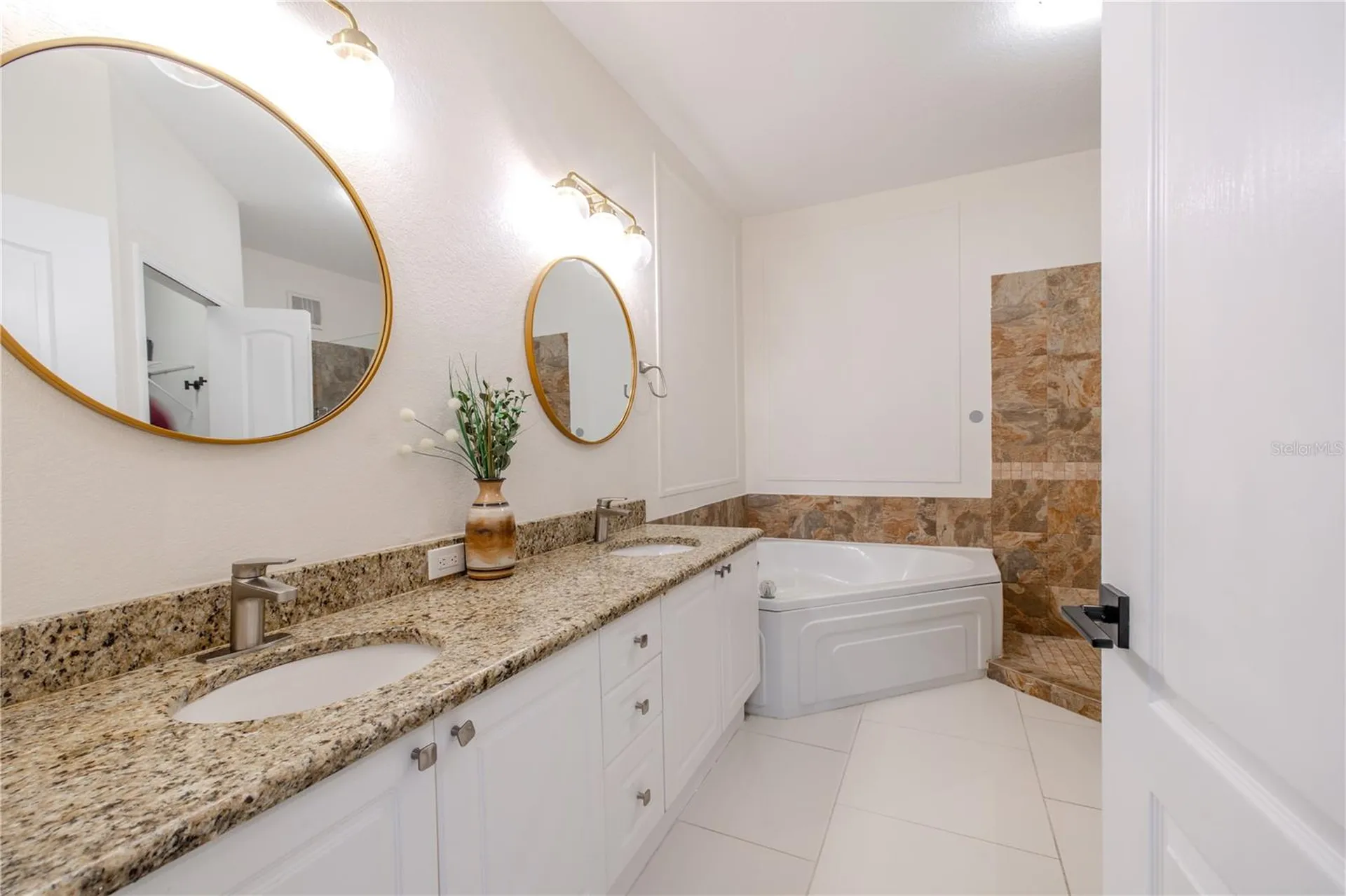 2722 Via Tivoli Clearwater FL 33764