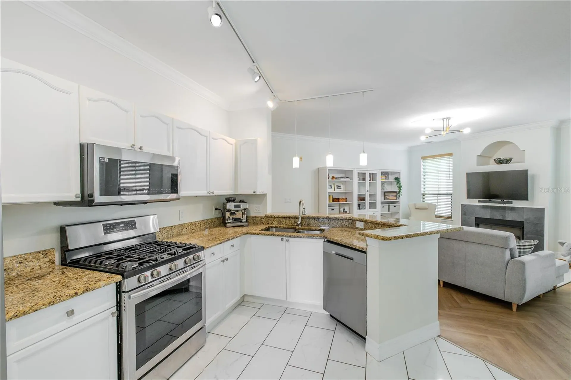 2722 Via Tivoli Clearwater FL 33764