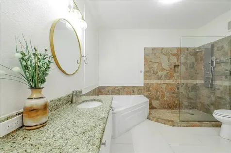 2722 Via Tivoli Clearwater FL 33764