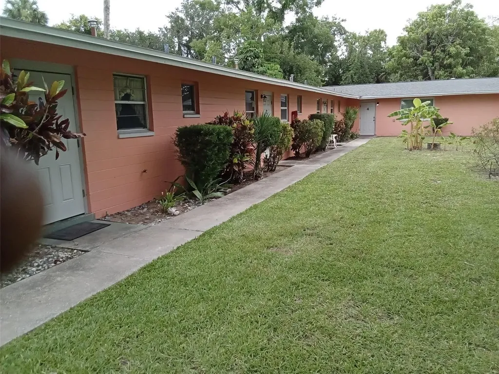 555 Oak Street Daytona Beach FL 32114