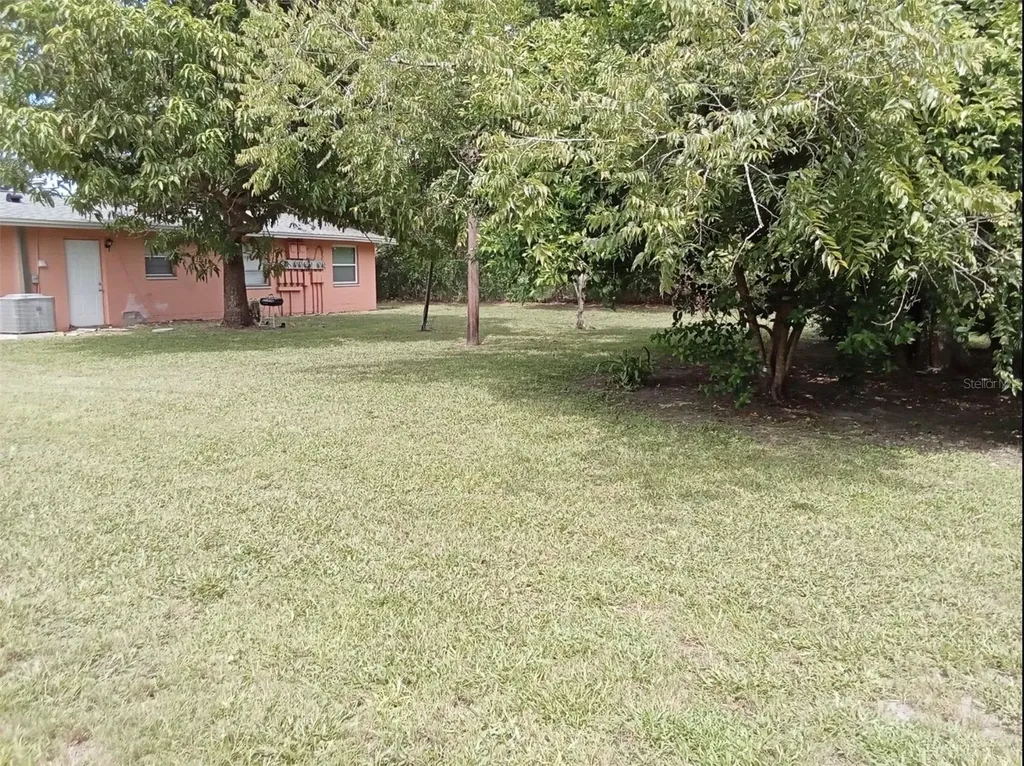 555 Oak Street Daytona Beach FL 32114