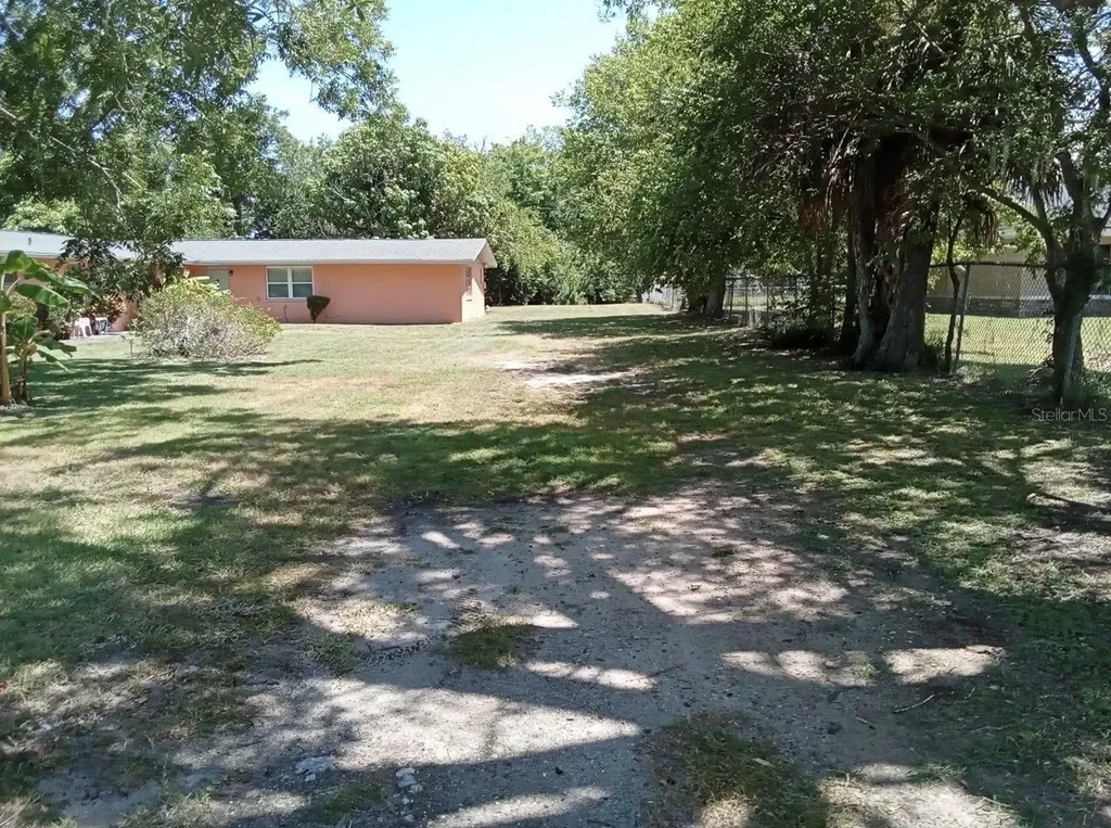 555 Oak Street Daytona Beach FL 32114