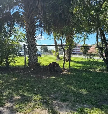 555 Oak Street Daytona Beach FL 32114