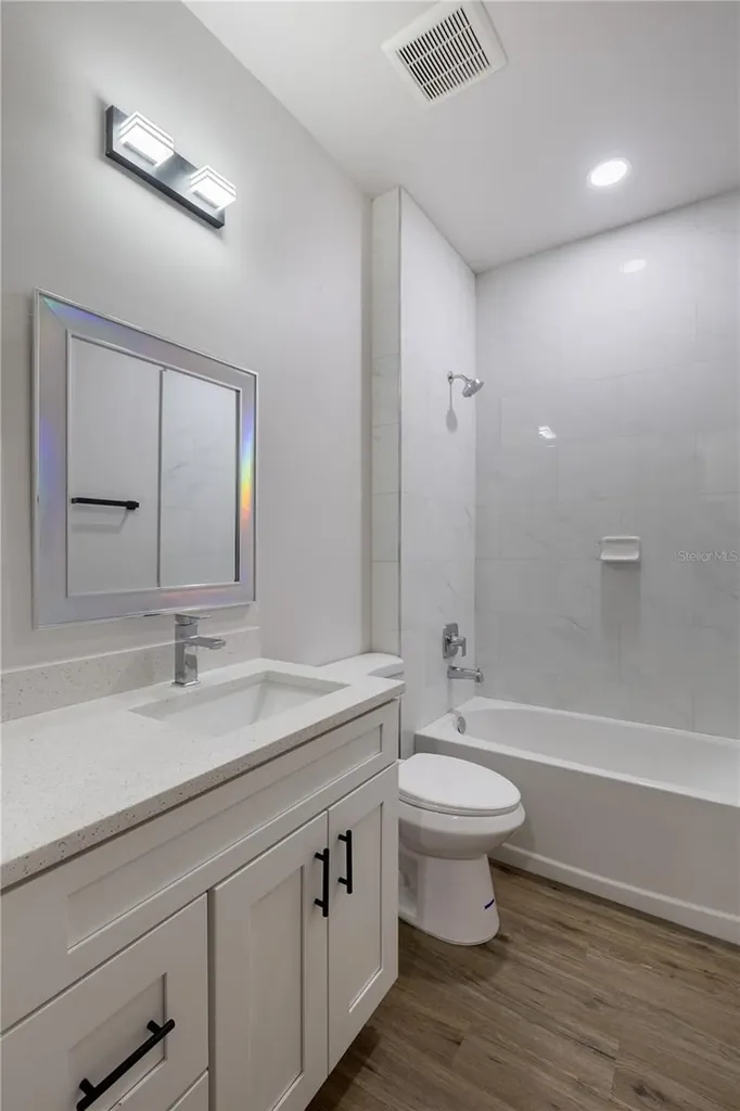 521 NW 5th Street Cape Coral FL 33993