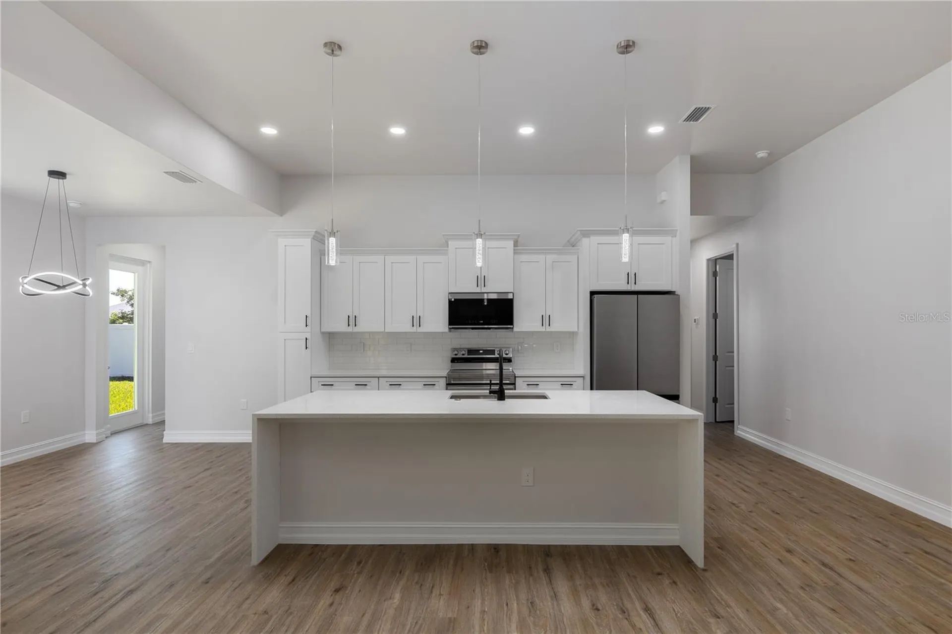 521 NW 5th Street Cape Coral FL 33993