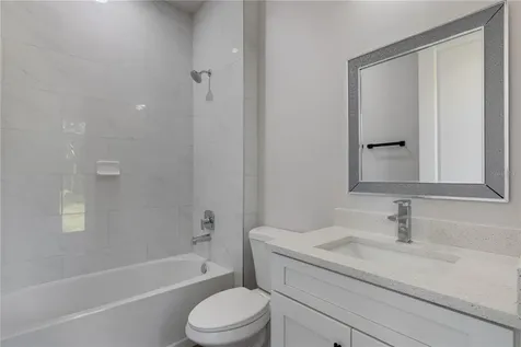 521 NW 5th Street Cape Coral FL 33993