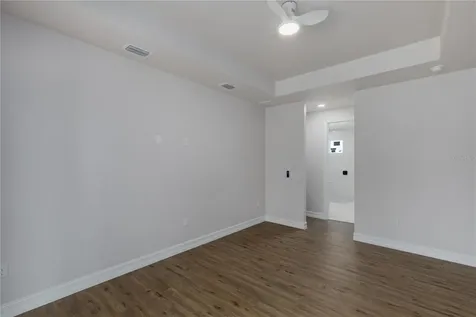 521 NW 5th Street Cape Coral FL 33993