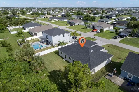 521 NW 5th Street Cape Coral FL 33993