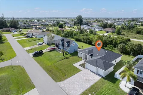 521 NW 5th Street Cape Coral FL 33993