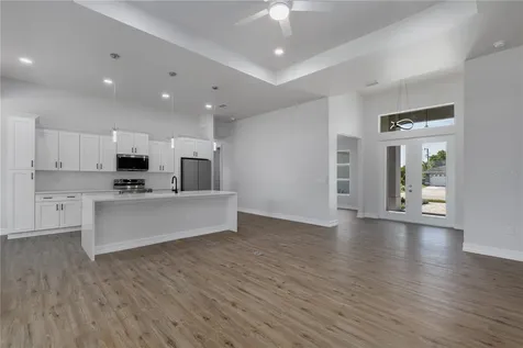521 NW 5th Street Cape Coral FL 33993