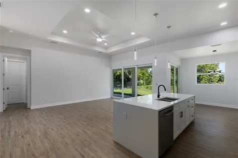 521 NW 5th Street Cape Coral FL 33993