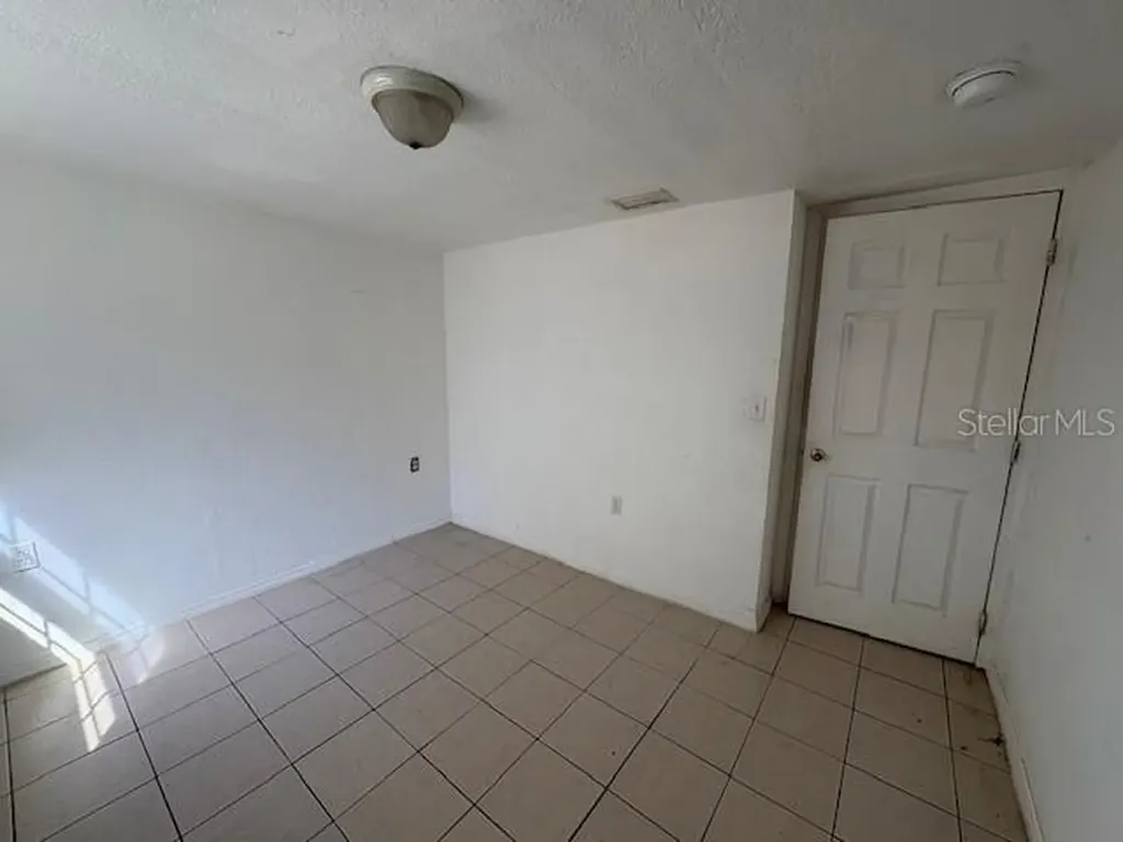 1672 10th Street Sarasota FL 34236