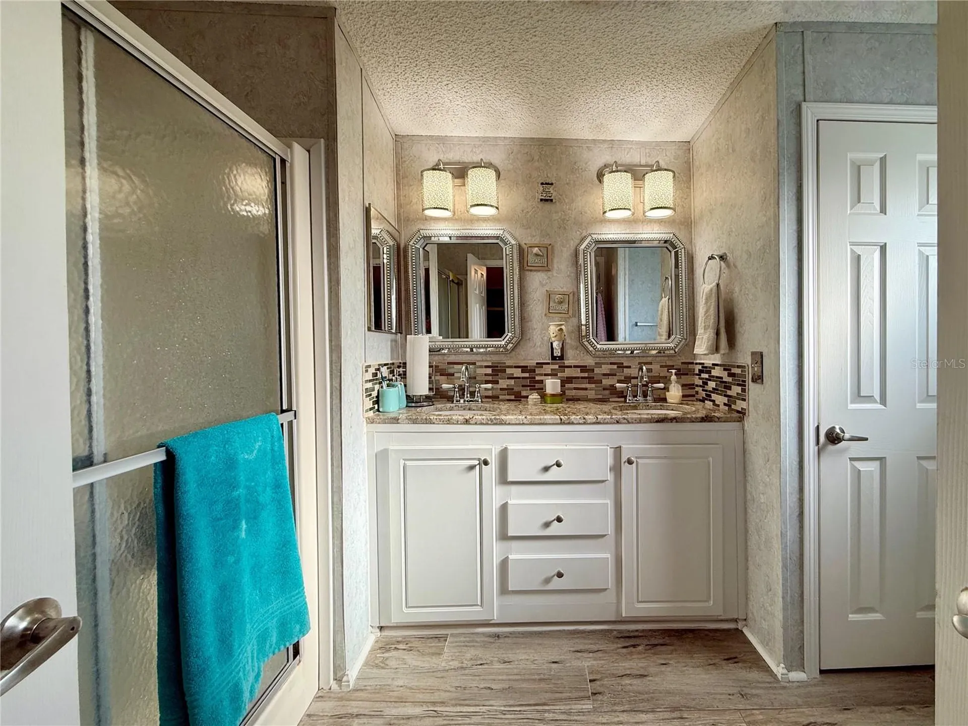 221 N Saint George Circle Apollo Beach FL 33572