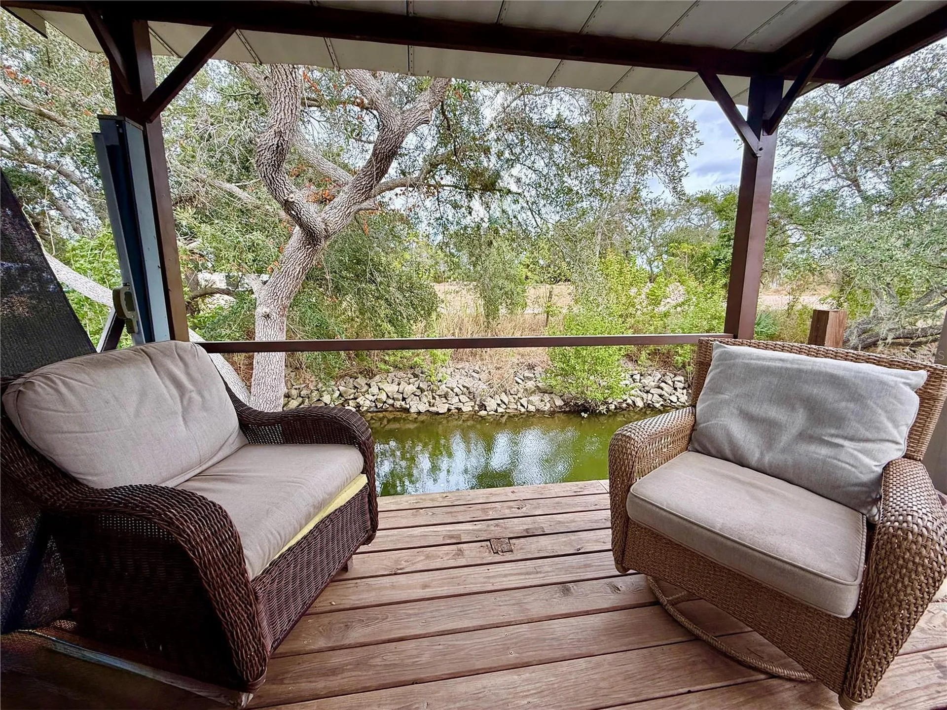 221 N Saint George Circle Apollo Beach FL 33572