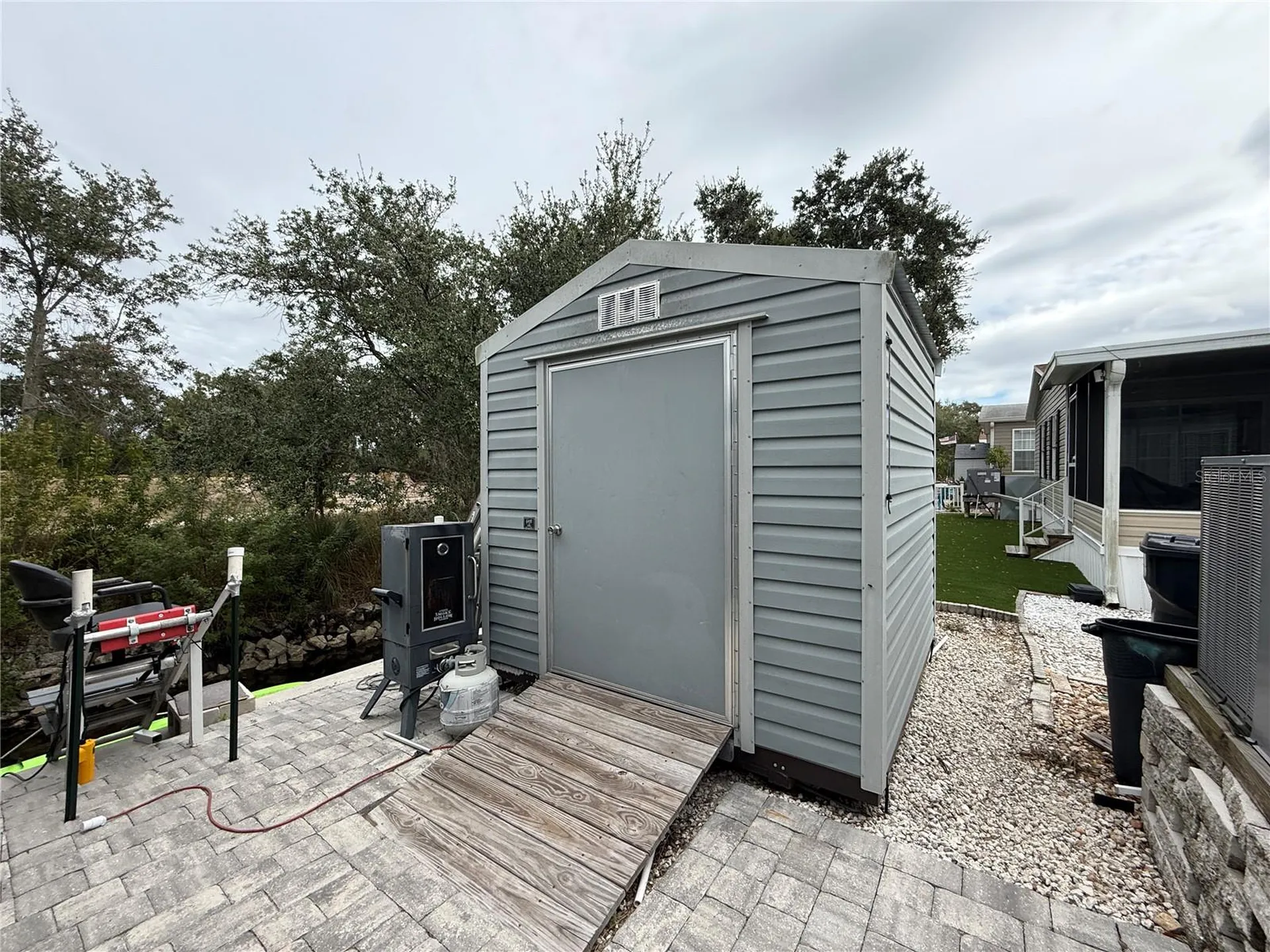 221 N Saint George Circle Apollo Beach FL 33572