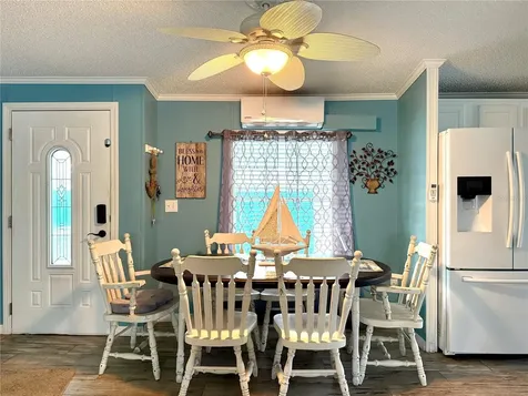 221 N Saint George Circle Apollo Beach FL 33572