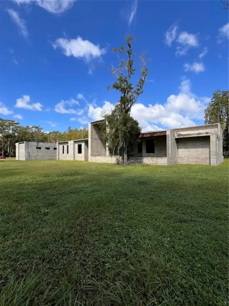 1029 Van Dyke Road Lutz FL 33548