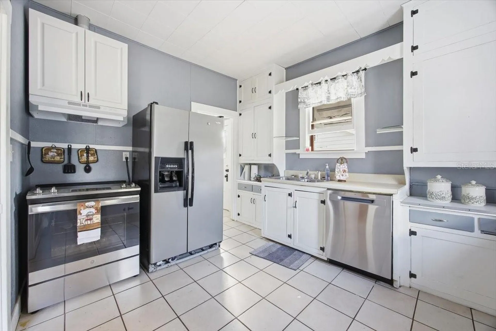 742 Hibiscus Avenue Lake Wales FL 33853