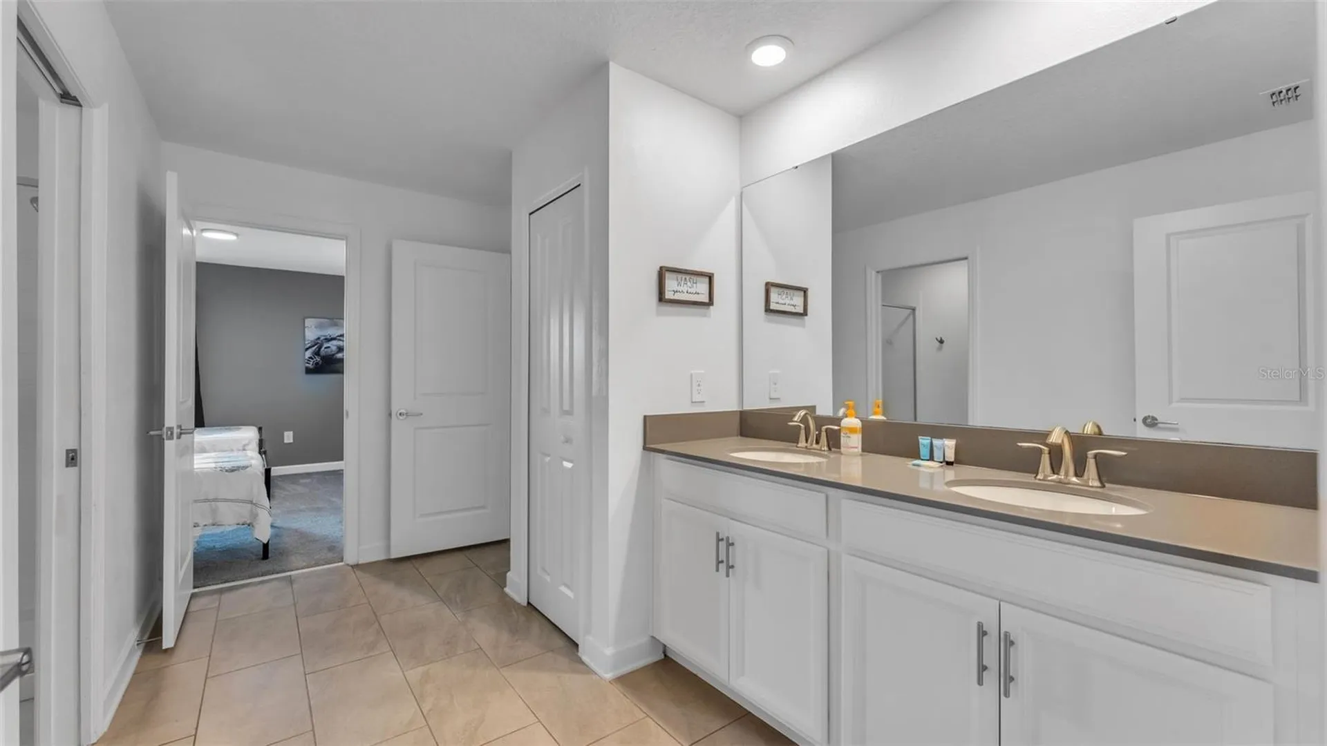 9238 Sommerset Hills Drive Davenport FL 33896