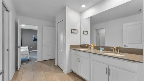 9238 Sommerset Hills Drive Davenport FL 33896