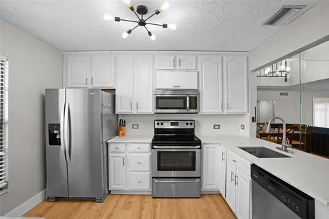 6140 Sun Boulevard S St Petersburg FL 33715