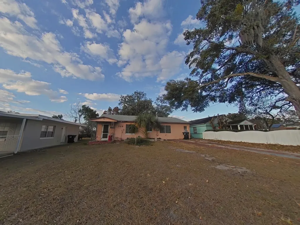 709 Alton Avenue Orlando FL 32804