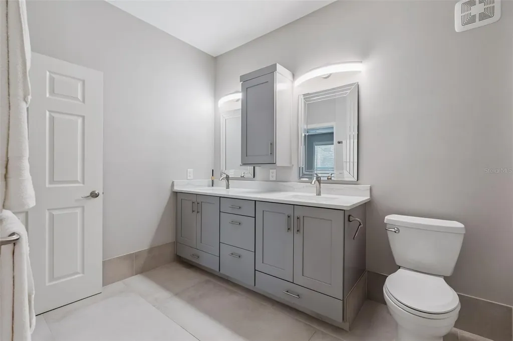 2484 San Tecla Street Orlando FL 32835