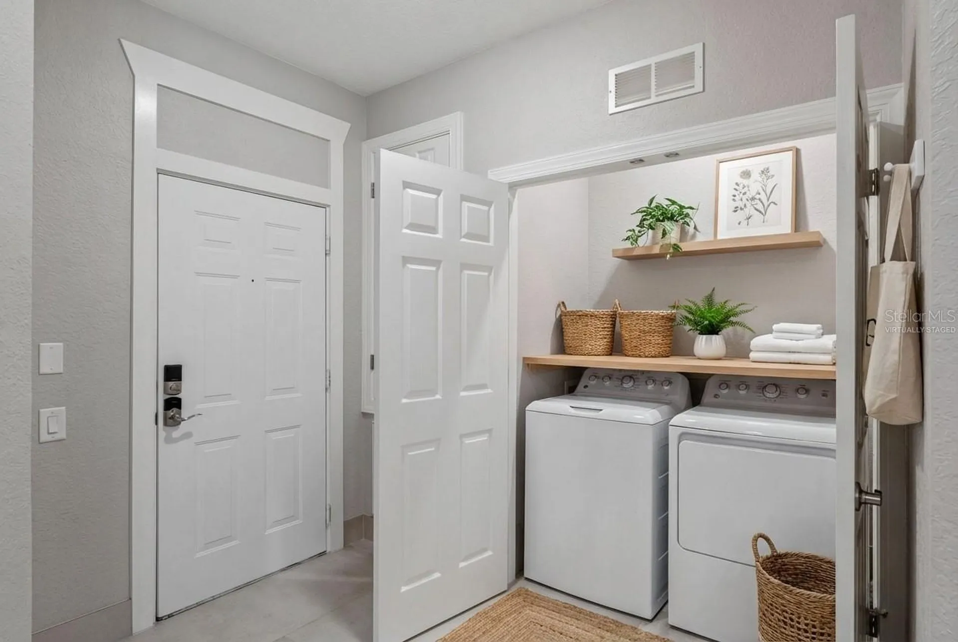 2484 San Tecla Street Orlando FL 32835