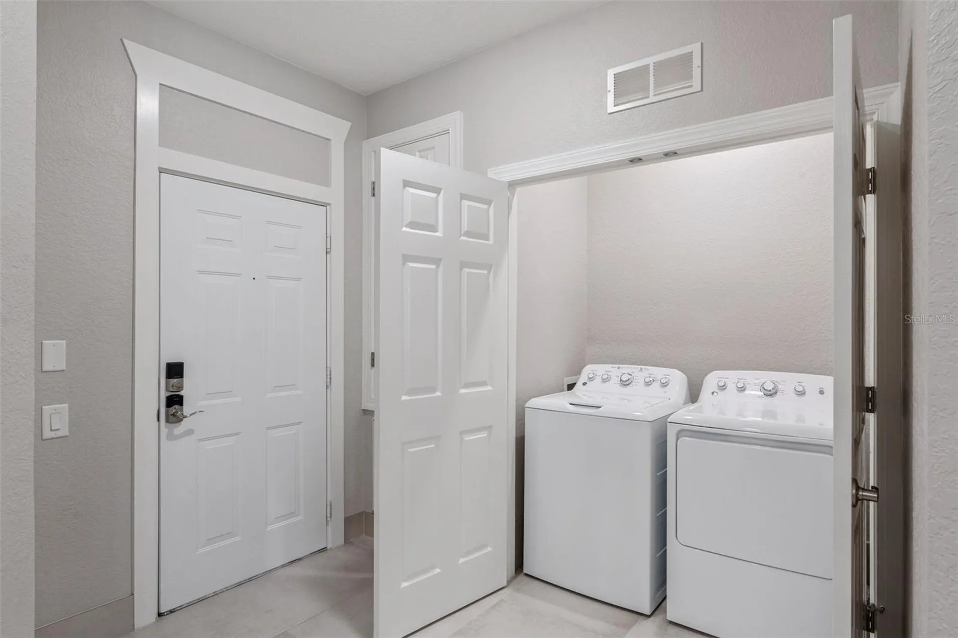 2484 San Tecla Street Orlando FL 32835