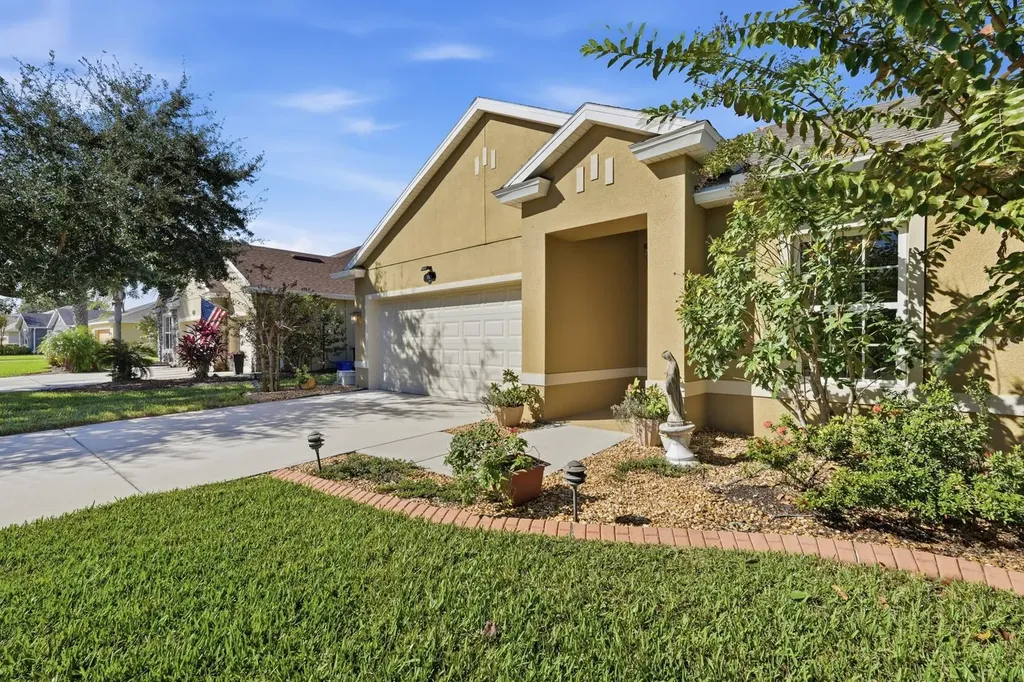 740 Grape Ivy Lane New Smyrna Beach FL 32168