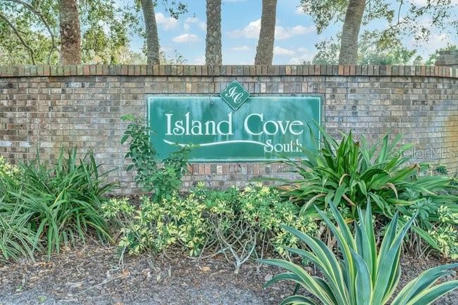 14675 Laguna Beach Circle Orlando FL 32824