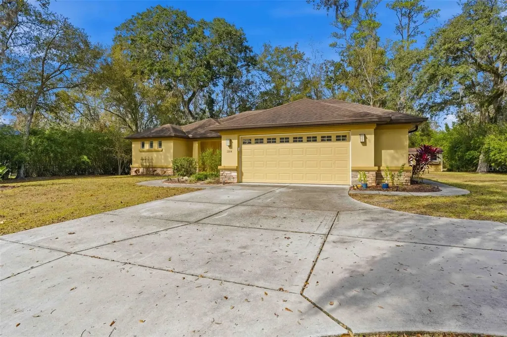 1304 Candlelight Boulevard Brooksville FL 34601