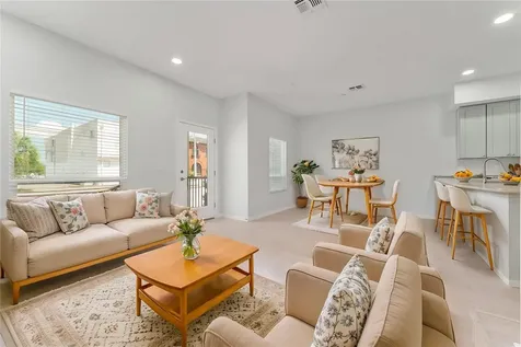 288 N Oak Avenue Sanford FL 32771