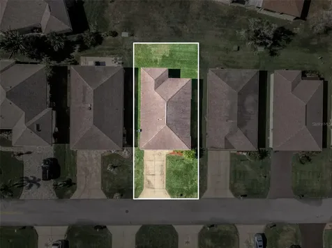 10433 High Grove Avenue Lake Placid FL 33852