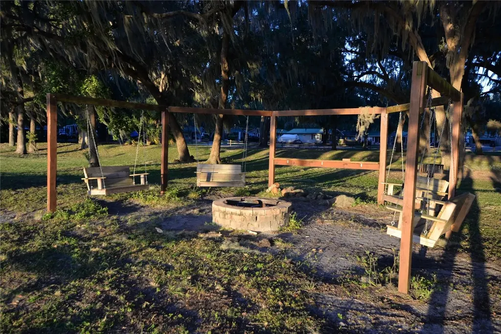 25144 NE 140th Loop Fort Mc Coy FL 32134