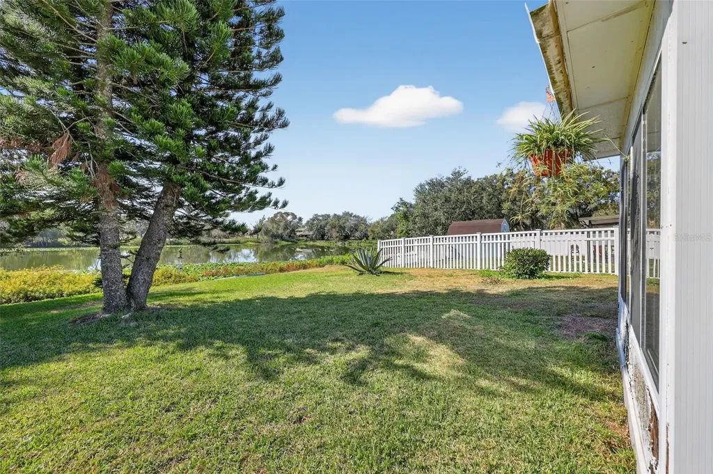 1535 Thistledown Drive Brandon FL 33510