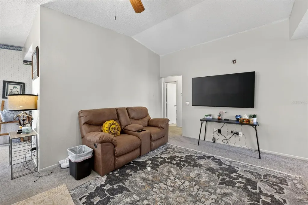 1535 Thistledown Drive Brandon FL 33510