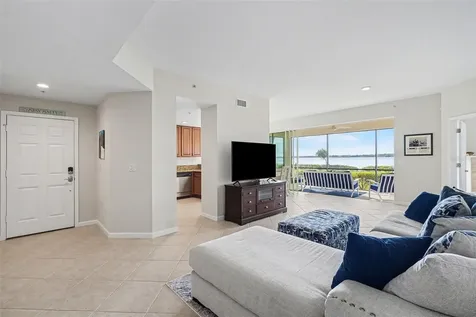 4728 Club Drive Port Charlotte FL 33953