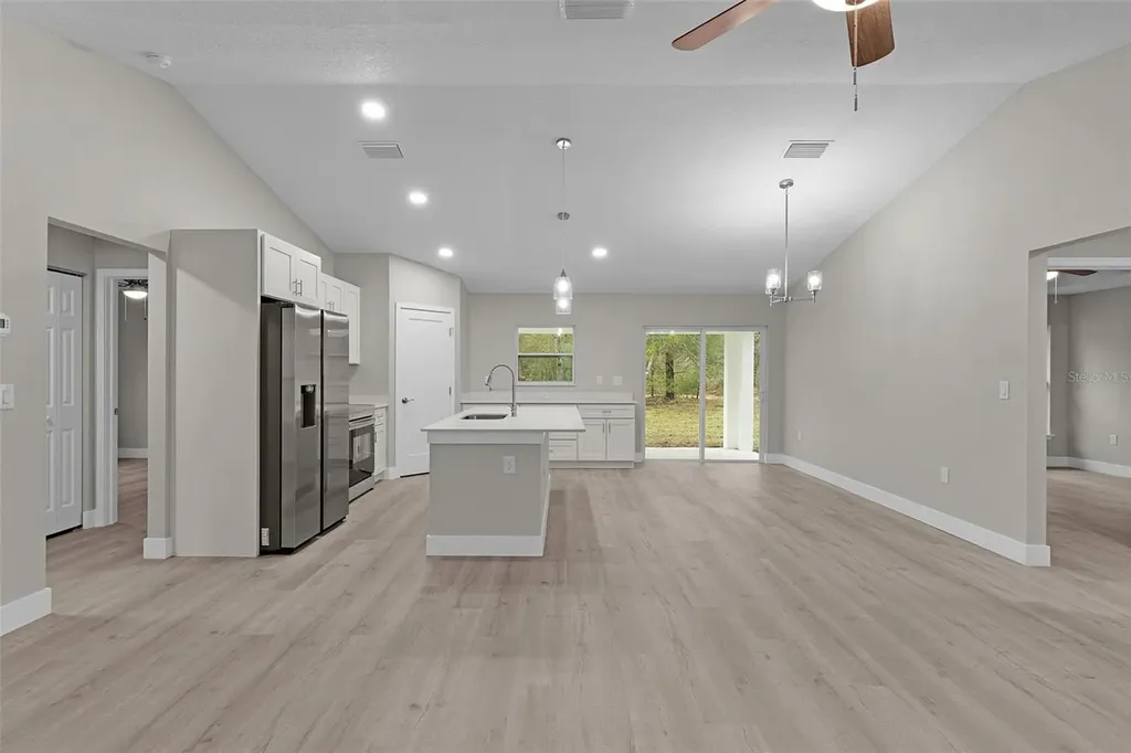 118 Malauka Loop Ocklawaha FL 32179