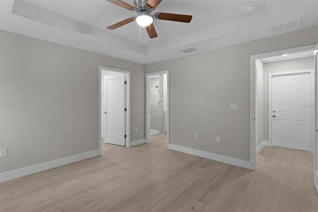 118 Malauka Loop Ocklawaha FL 32179