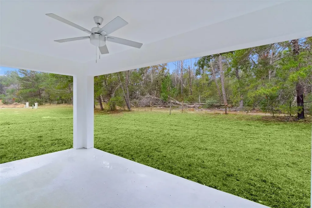 118 Malauka Loop Ocklawaha FL 32179